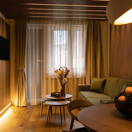 Pahulja Lejlighedshotel 4*