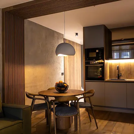 Aparthotel Pahulja 4*