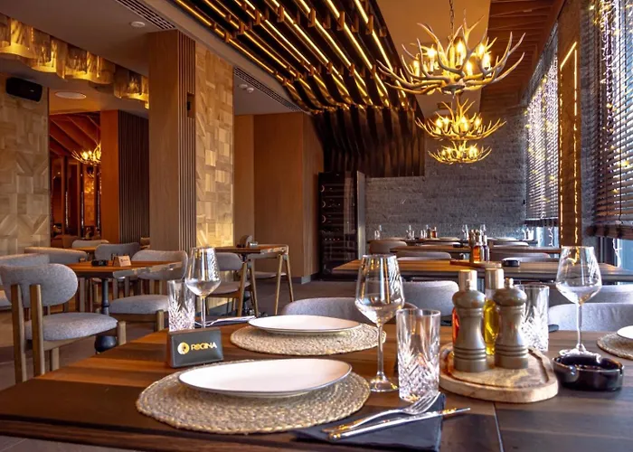 Pahulja Aparthotel 4*